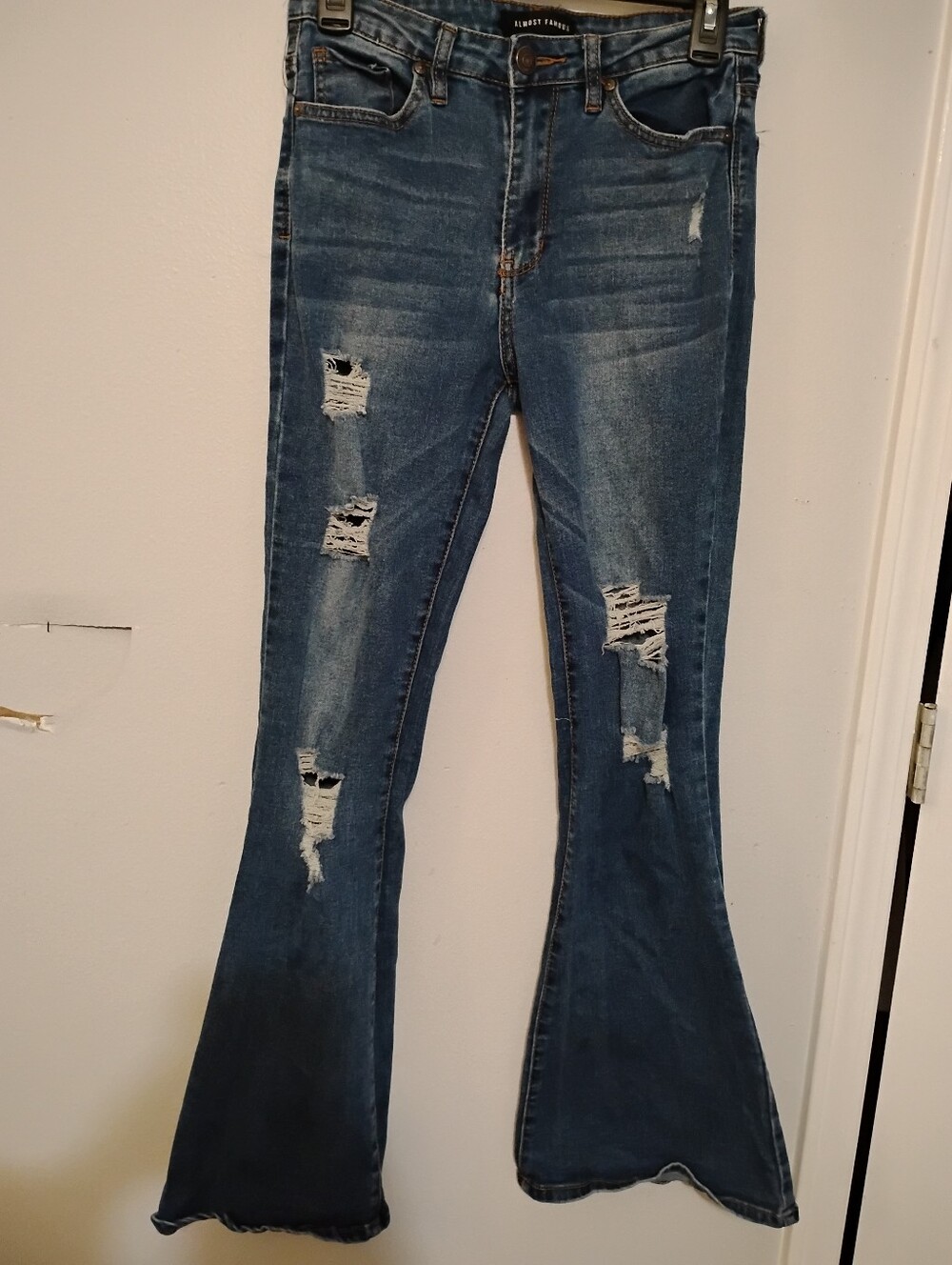 Almost Famous Dark Blue Distressed Stretch Retro Flare Jeans Size 7 EUC